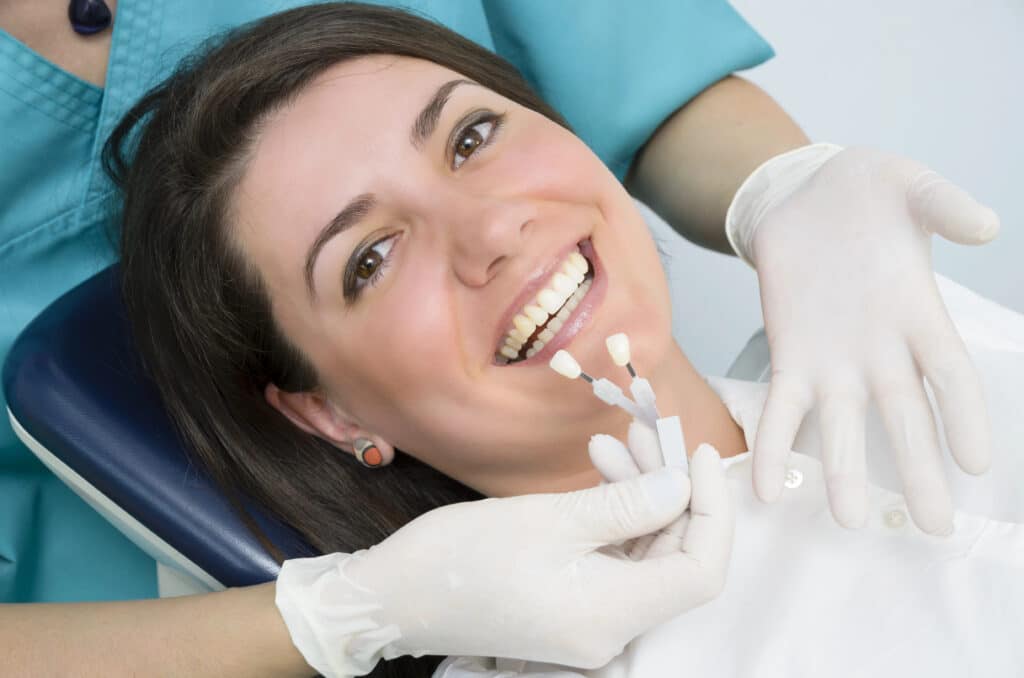 Same-Day Crowns vs. Traditional Crowns: Understanding Their Unique Differences